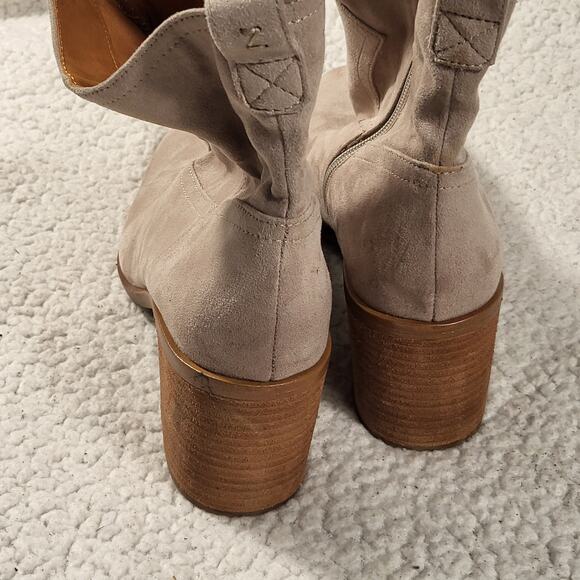 NWT ZODIAC Women's Lovie Bootie Ankle Boots Fog Grey size 11 - Picture 5 of 8